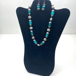 Premier Designs Teal Glass Beads Necklace Earrings